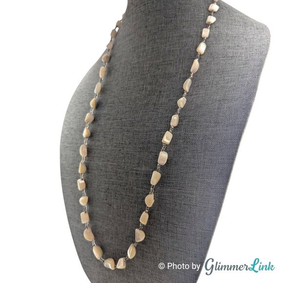 Vintage Long Mother of Pearl Shell Nugget Bead Seed Bead Necklace - Picture 5 of 13